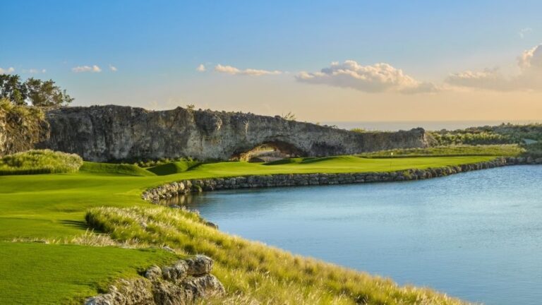 Apes Hill Barbados celebrates five-star showing at World Golf Awards