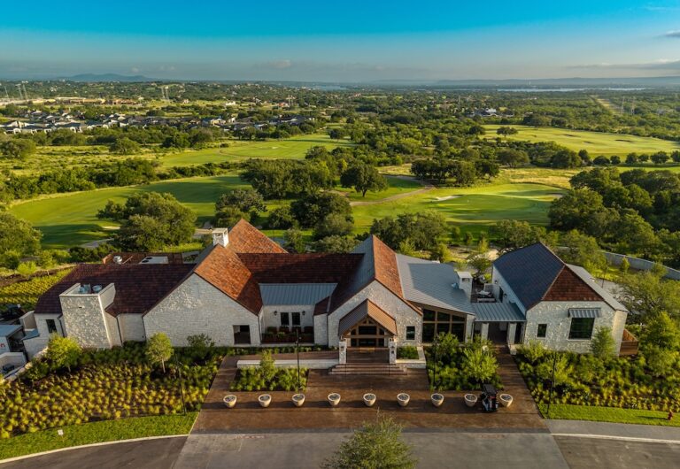 Horseshoe Bay Resort’s Summit Rock Clubhouse Recognized in Golf Inc.’s ‘Clubhouse of the Year’ Honors Horseshoe Bay Resort’s Summit Rock Clubhouse