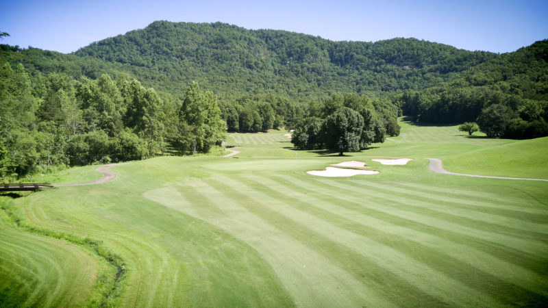 North Carolina’s Rumbling Bald Announces Fall Golf Packages