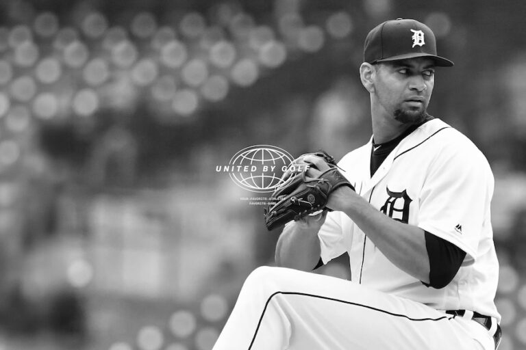 How MLB Pitcher Ross Traded Pitching Baseballs For Pitching Wedges