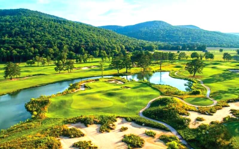 Curley course opens at Stone Highland in Vietnam